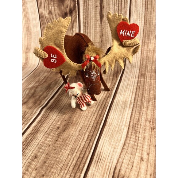Annalee Other - ANNALEE 2019 💞 8" VALENTINE "BE MINE MOOSE WITH 3" MOUSE